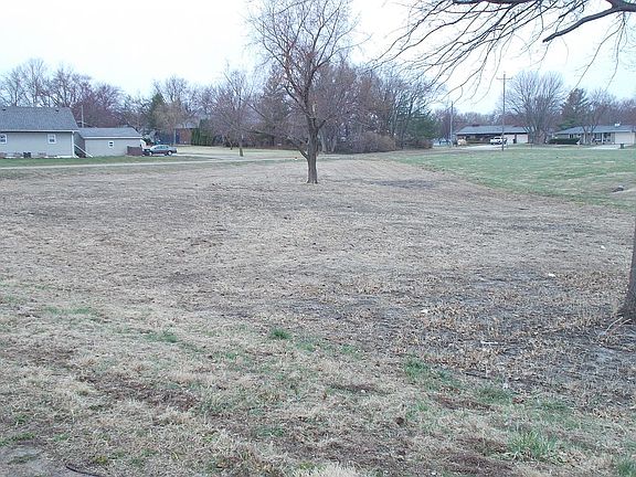 5th image of 706-712 N 10th St