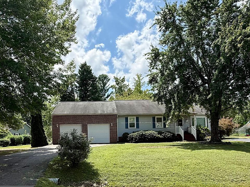 1st image of 7014 Sharon Rd
