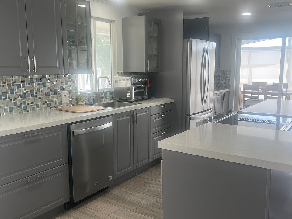 2nd image of 517 N Jade Dr