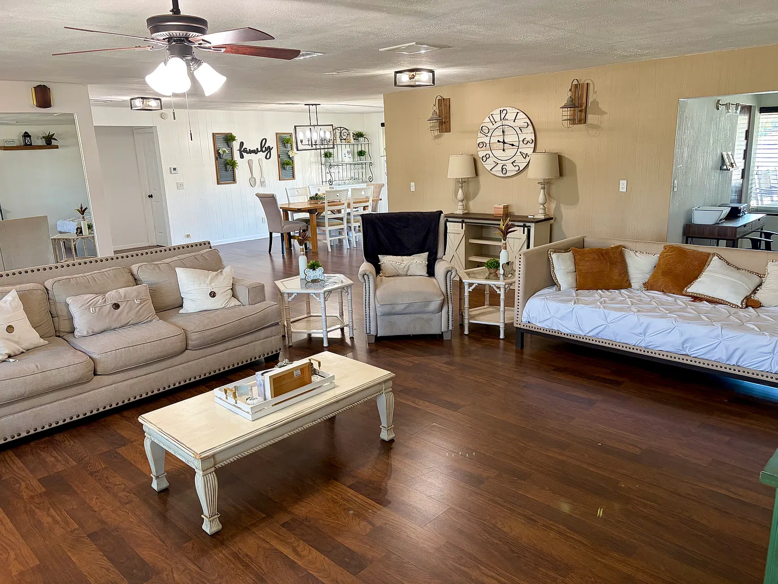 3 bed, 2031 sqft, $3,300 — Photo 3