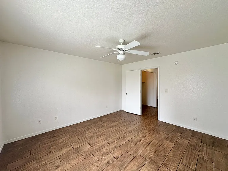 3206 Hereford Lane — Photo 16