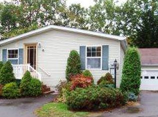 56 Magnolia Ln, Belmont, NH 03220