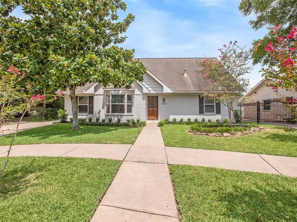 12314 Westella Dr, Houston, TX 77077