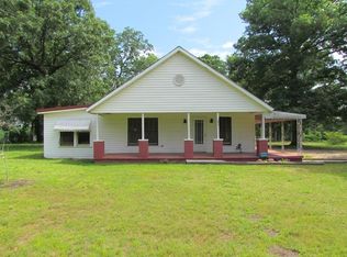 393 Woods Farm Rd, Chesnee, SC 29323