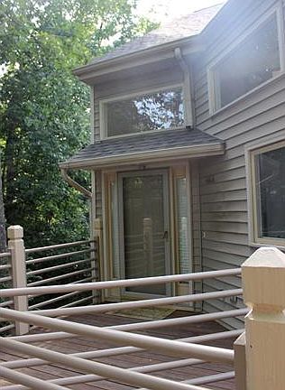 3rd image of 14616 Waterside Dr #A