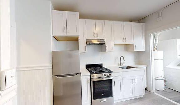 2nd image of 1637 Sacramento St APT 17