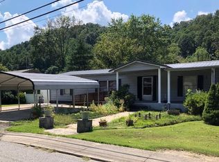 264 S Roberts Dr, Prestonsburg, KY 41653