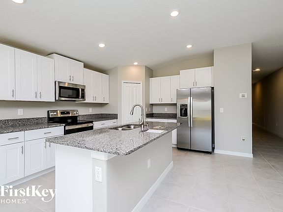 4th image of 15322 Miller Creek Dr