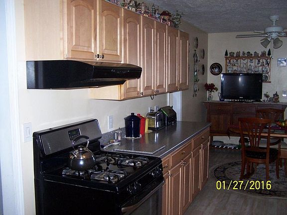 3rd image of 1408 Viking Ln