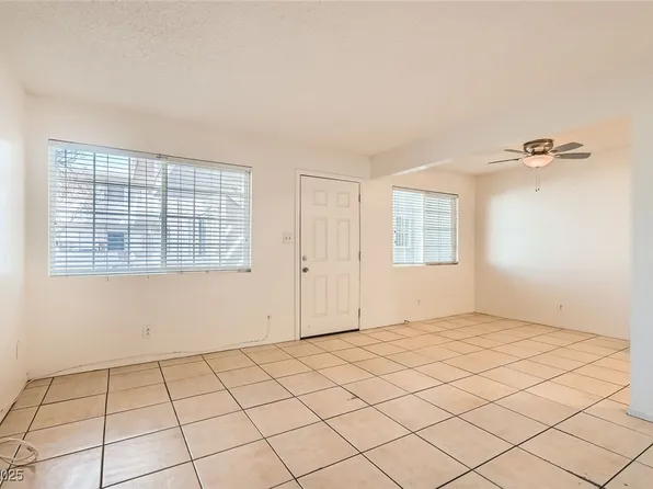 212 Orland St APT 19, Las Vegas, NV 89107