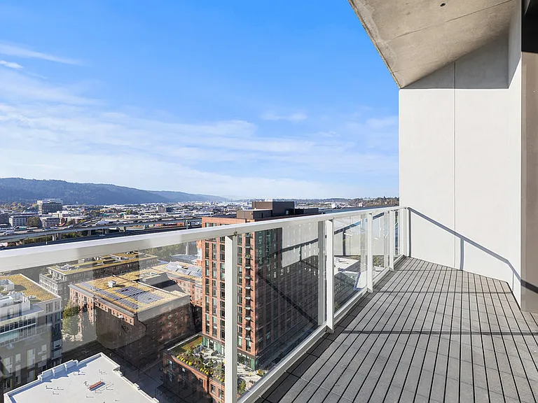 1150 NW Quimby St #1912 — Photo 33