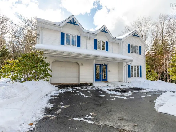 5 Lisa Ct, Halifax, NS B4B 1K4