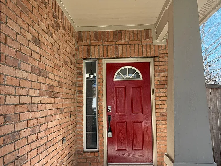 11501 Knapple Cv — Photo 3