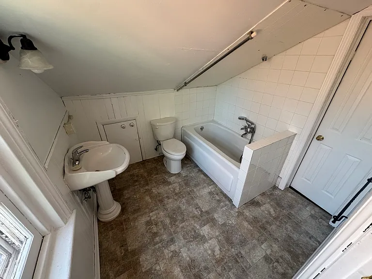 167 King St E #3 — Photo 16