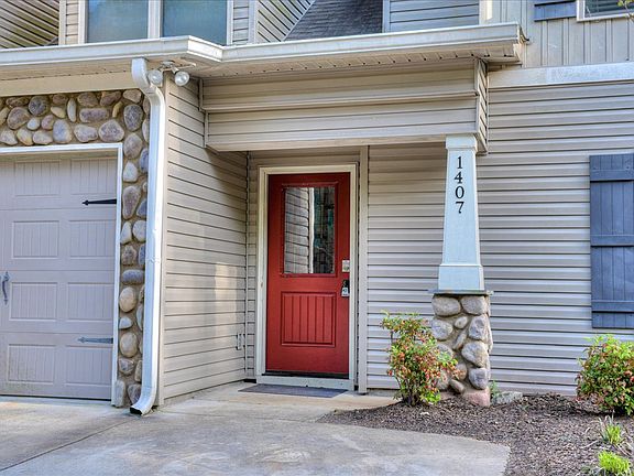 2nd image of 1407 Serenity Creek Dr