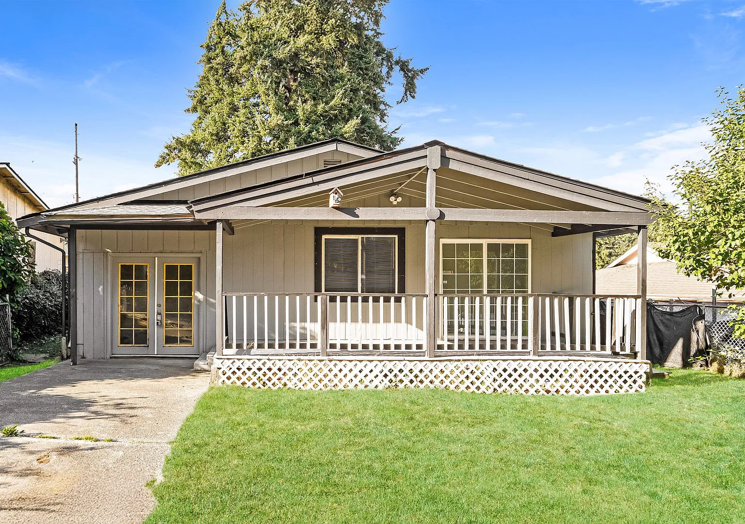 Inviting East Tacoma Home with Spacious Yard — Photo 1