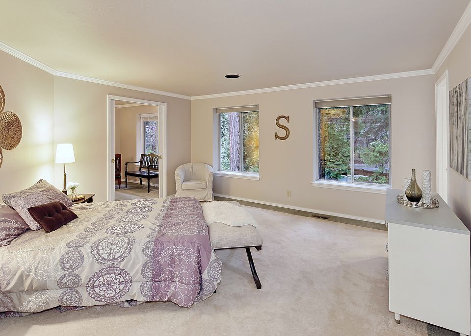 1st image of 15793 Northup Way