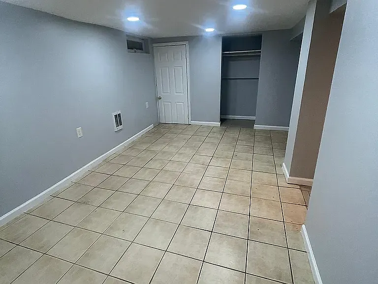 1 bed, 650 sqft, $1,100 — Photo 1