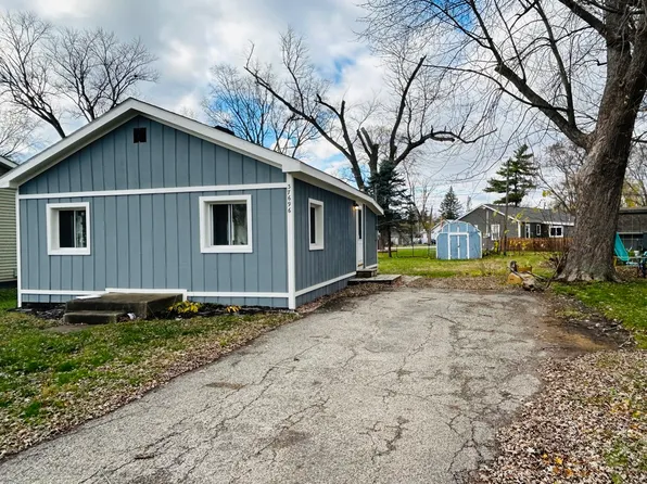 37696 N Lake Vista Ter, Spring Grove, IL 60081
