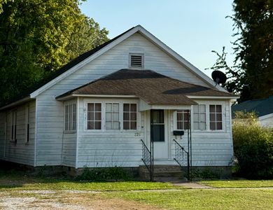 229 E North Ave, Noble, IL, 62868