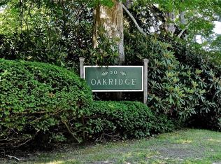 20 Comstock Ave #4D, Essex, CT 06426