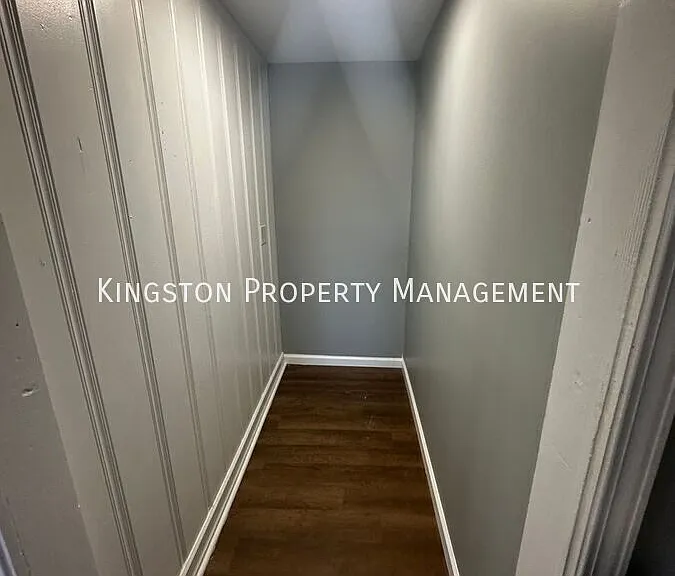 930 Holmes St #101 — Photo 5