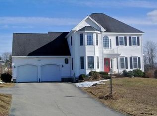 32 Hadley Rd, Pepperell, MA 01463