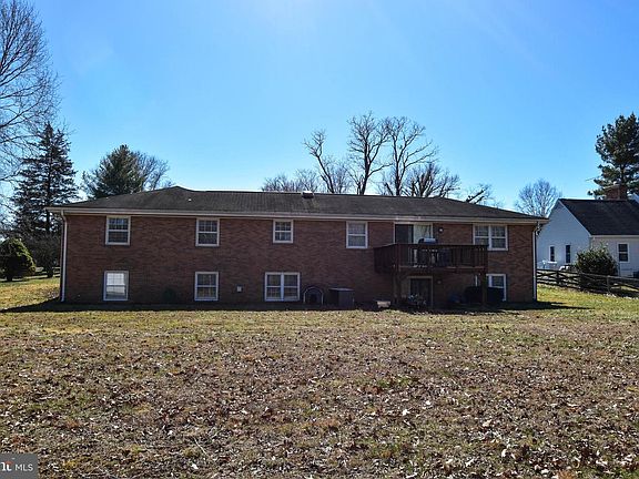 5th image of 19141 Youngs Cliff Rd