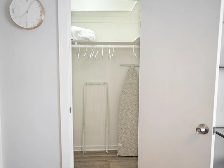 11247 Huston St — Photo 18