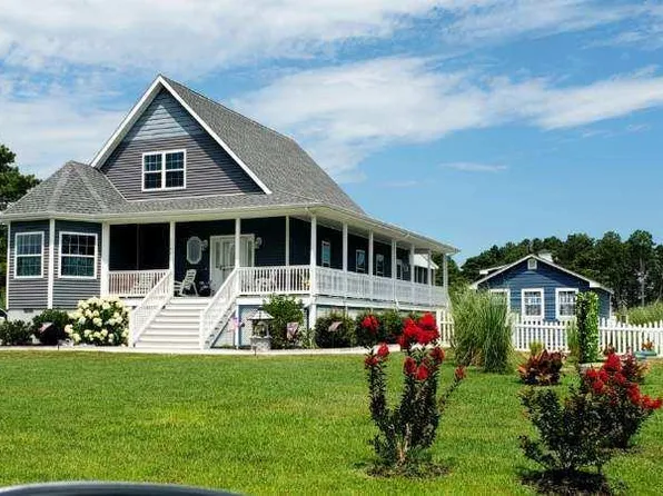 5342 Hibiscus Dr, Chincoteague, VA 23336