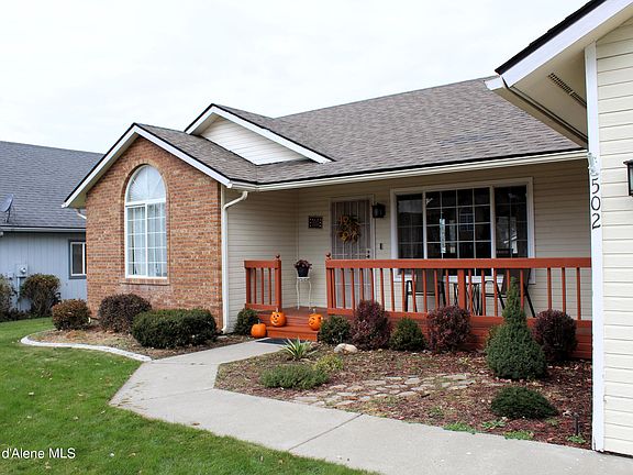 3rd image of 502 W Aster Ct