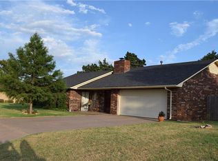 1708 Sandstone Ave, Weatherford, OK 73096