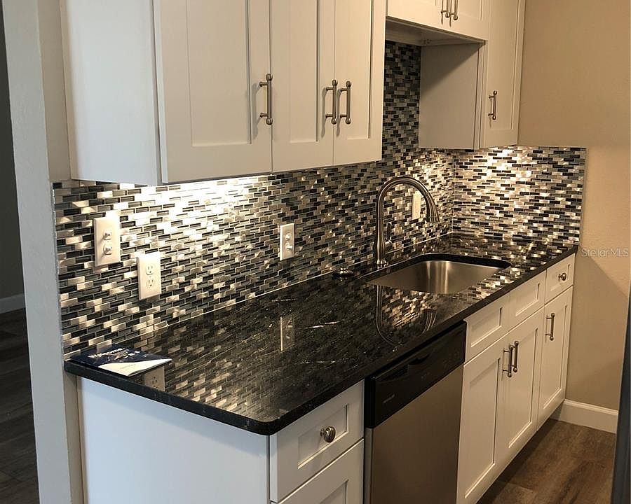 Beautifully renovated kitchen