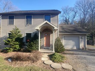 2221 Route 880 Hwy, Jersey Shore, PA 17740