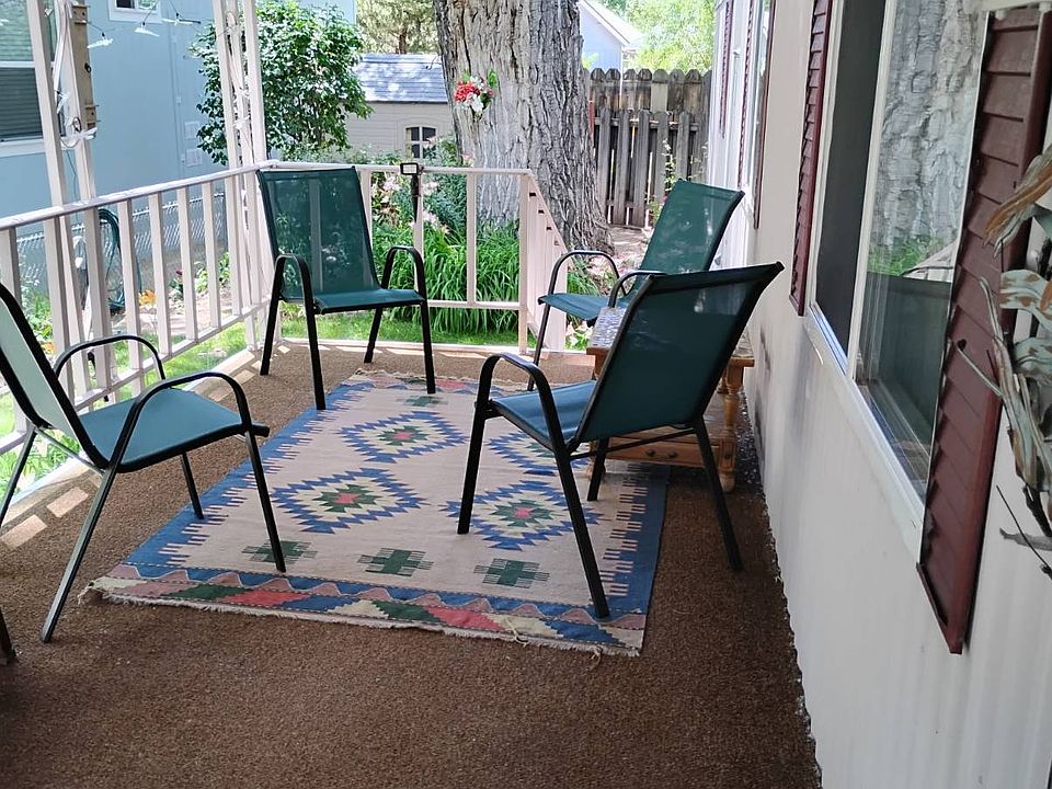 2nd image of 6 Shady Tree Ln