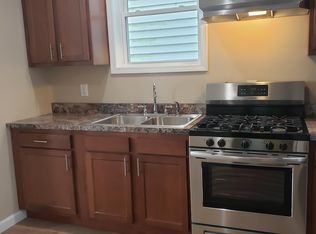 448 Bradford St #1, Albany, NY 12206