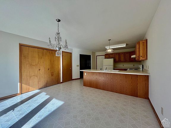 4th image of 96 Skyview Drive