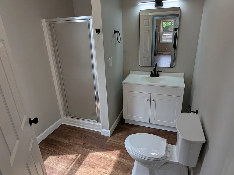 Downstairs full bathroom