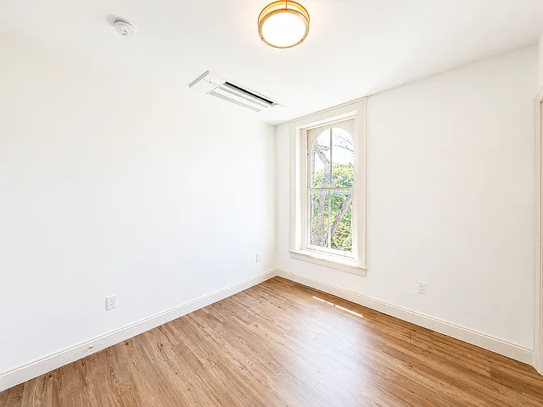319 Connecticut St #1 — Photo 11