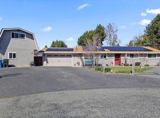 1126 Elrod Ln, Grants Pass, OR 97527
