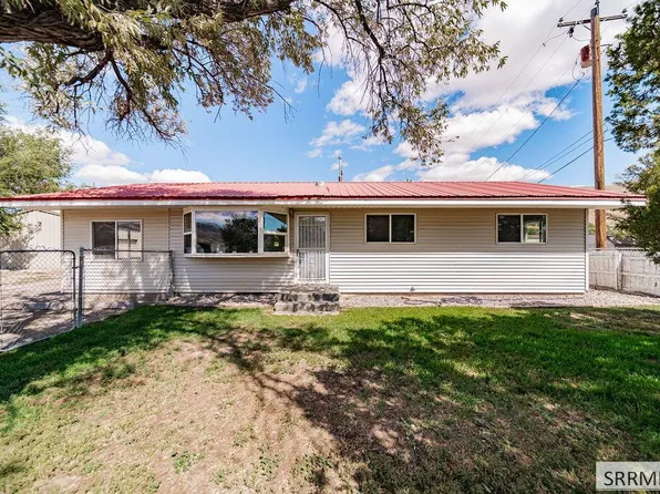 3954 N Gateway Dr, Pocatello, ID 83204