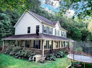 165 Penny Ln, Waynesville, NC 28785