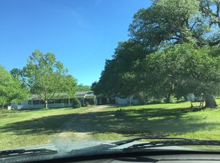 21202 Pecan Bend Rd, Damon, TX 77430