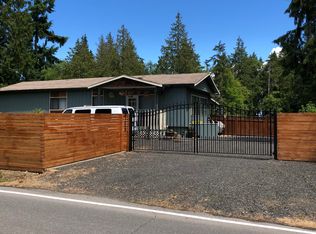 21058 Jefferson Beach Rd NE, Kingston, WA 98346