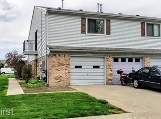 50037 S Jimmy Ct, Chesterfield, MI 48047