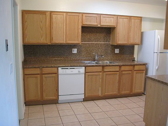 5th image of 11044 W Sun City Blvd