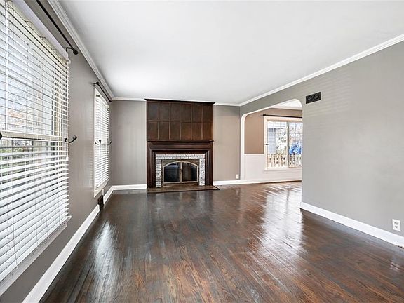 5th image of 124 Wildwood Dr