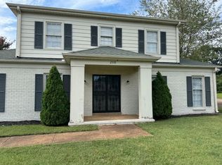 2555 Glenlivet Dr, Memphis, TN 38119