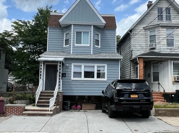 125 W 22nd St #1, Bayonne, NJ 07002