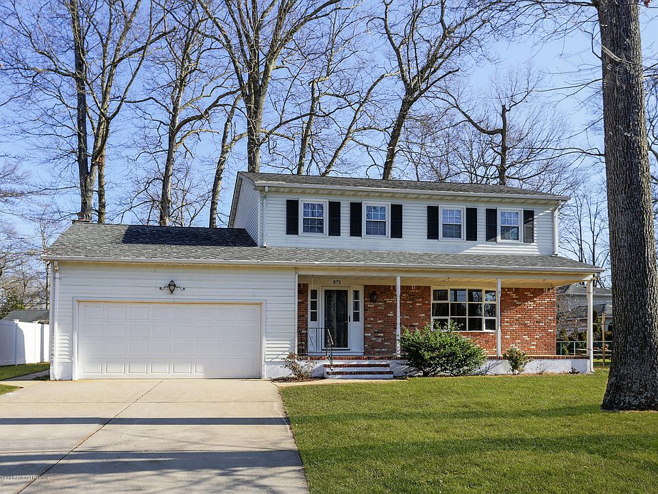 1st image of 875 Brookside Dr